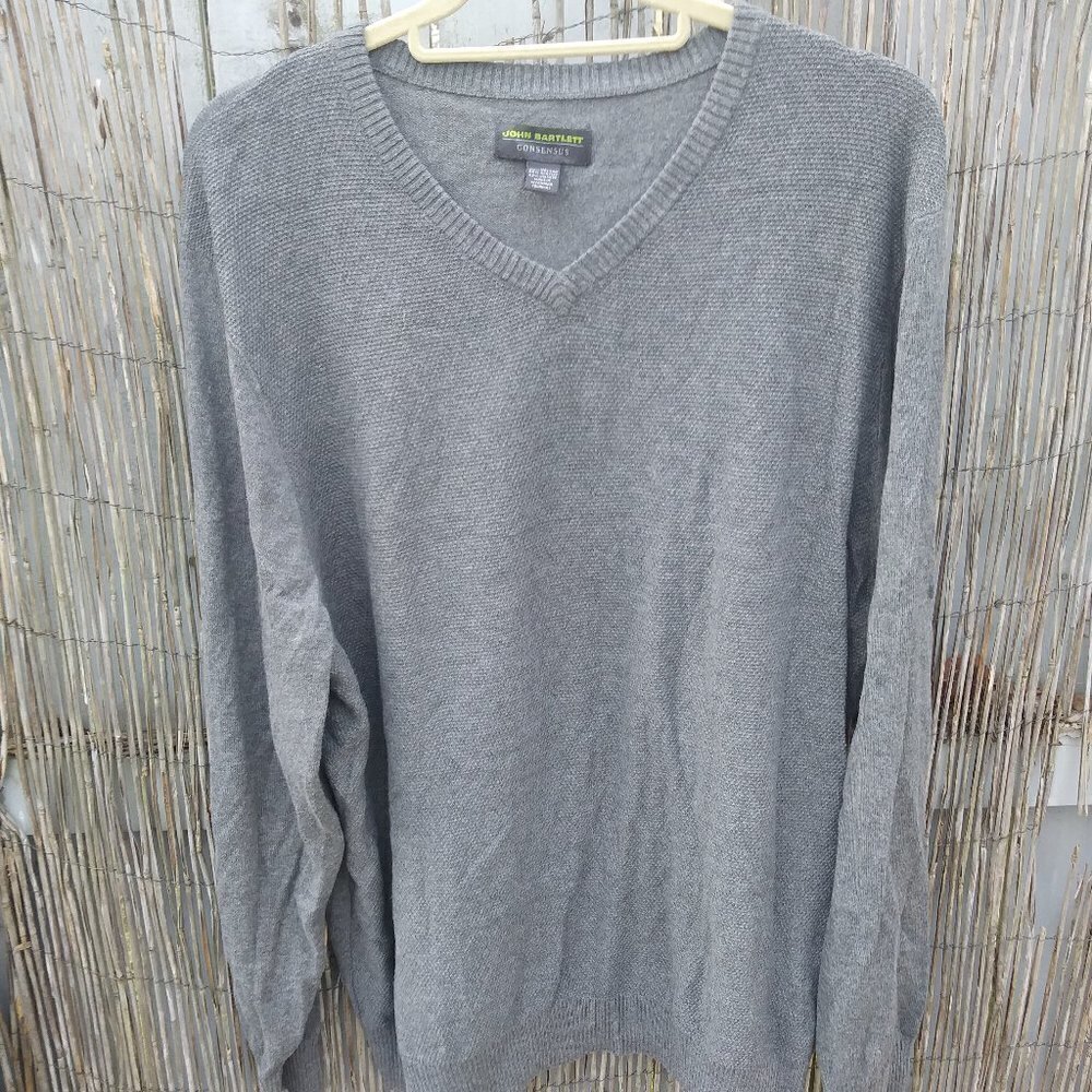 John Bartlett Men's Gray V-Neck Sweater - XL